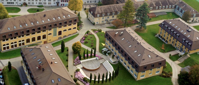 Школы пансионы в швейцарии анье
